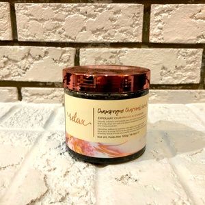 Manna Kadar Champagne Charcoal Scrub ADD ON